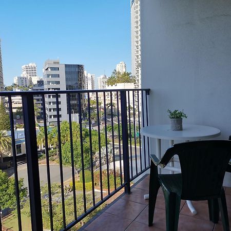 Condor Apartments By Gold Coast Premium Kültér fotó