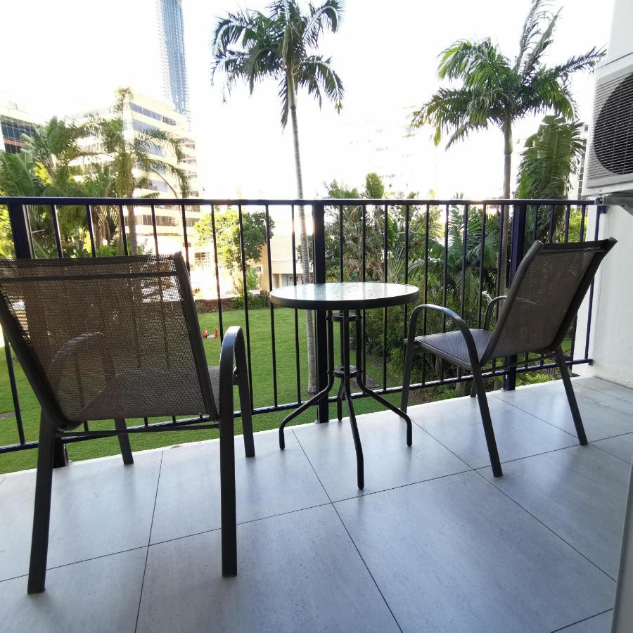 Condor Apartments By Gold Coast Premium Kültér fotó